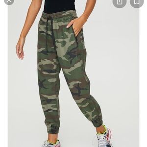Tna camo jogger